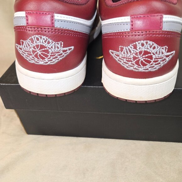 AIR JORDAN 1LOW MEN'S US 7.5/EU 40.5 - Picture 8 of 11